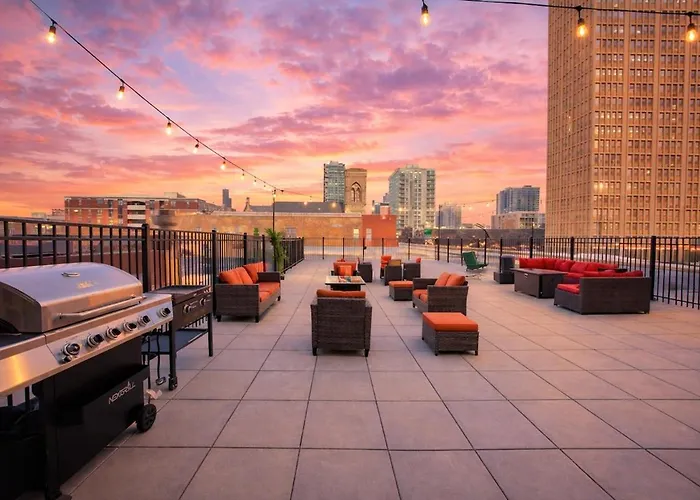 Apartamento Ideal 3br Business Or Leisure In Fully Stocked Kitchen & Fast Internet With Optional Parking Near Soldier Field, Grant Park & Mccormick Place Chicago