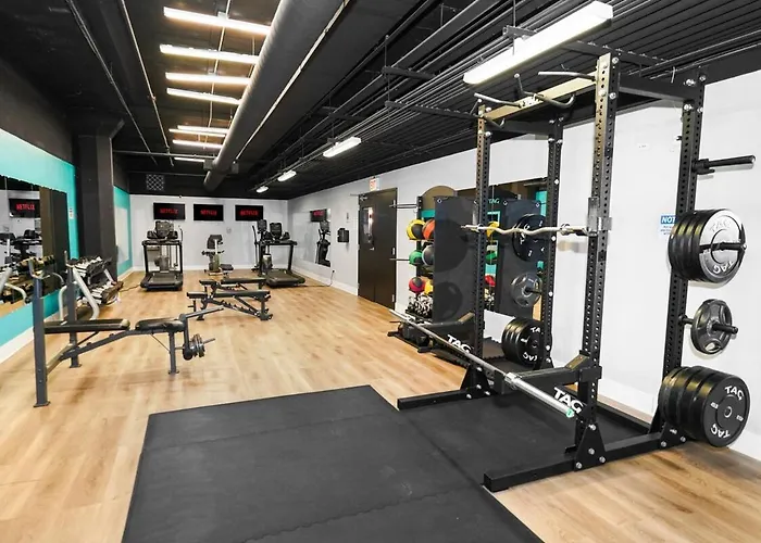 Apartamento Ideal 3br Business Or Leisure In Fully Stocked Kitchen & Fast Internet With Optional Parking Near Soldier Field, Grant Park & Mccormick Place